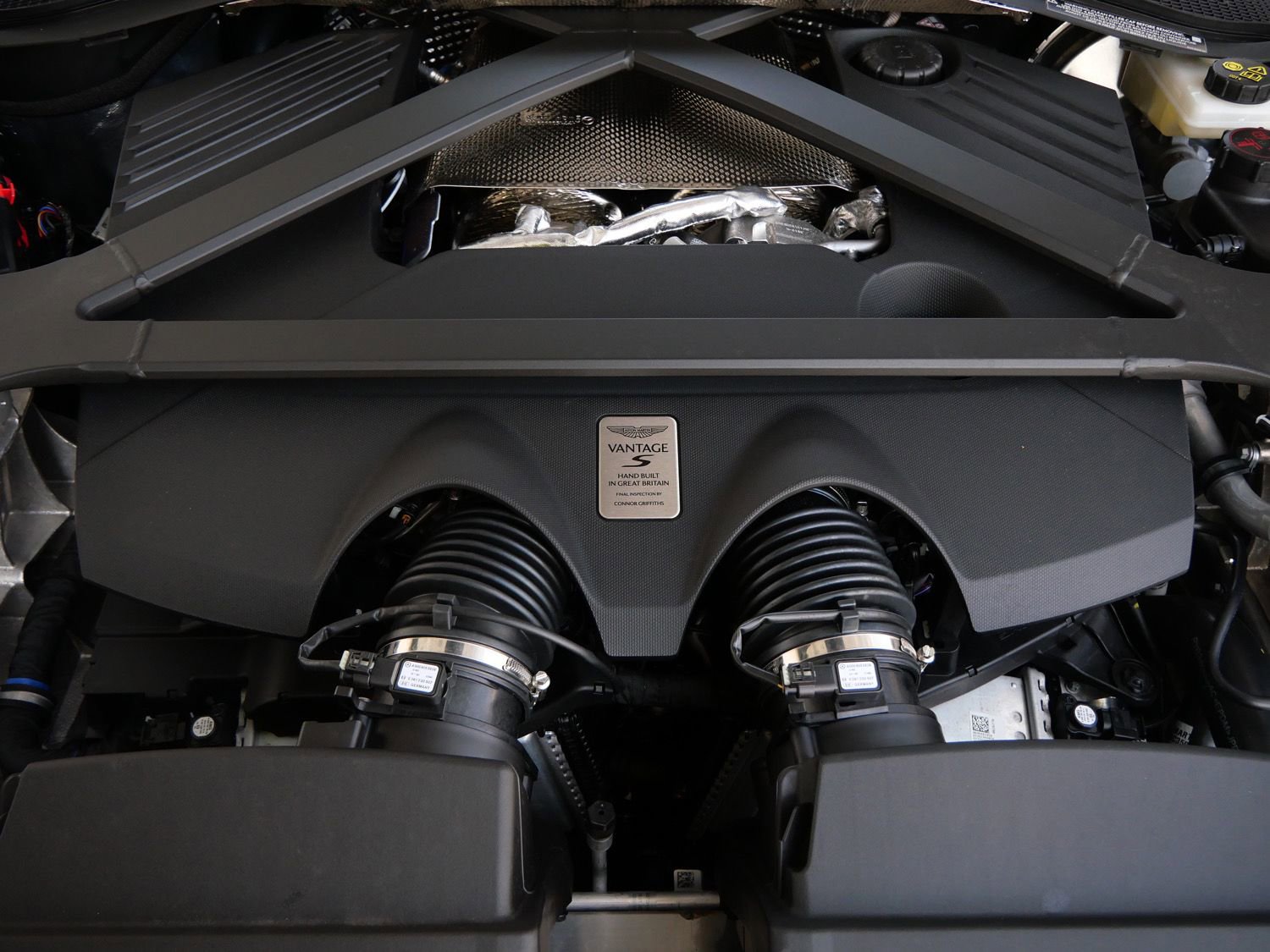 New 2026 Aston Martin V8 Vantage S RWD image 24