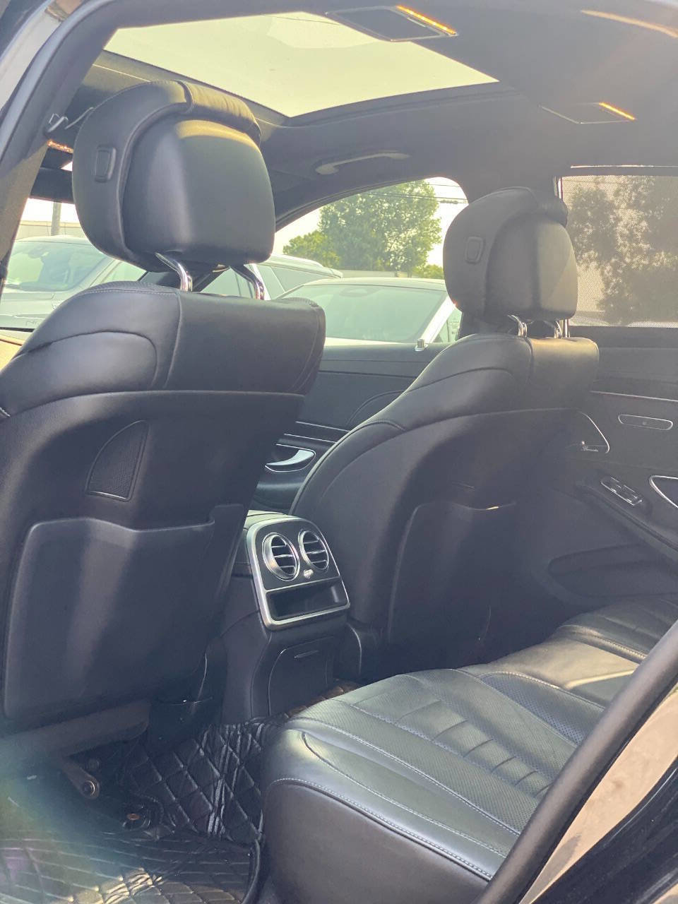 Used 2020 Mercedes-Benz S 560 4MATIC Sedan image 11