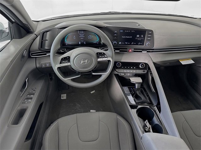 New 2025 Hyundai Elantra Blue image 20