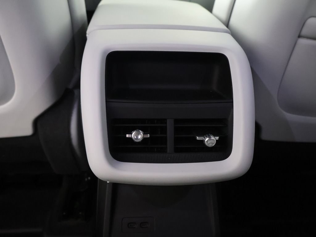 Used 2025 Cadillac Lyriq Luxury RWD image 49
