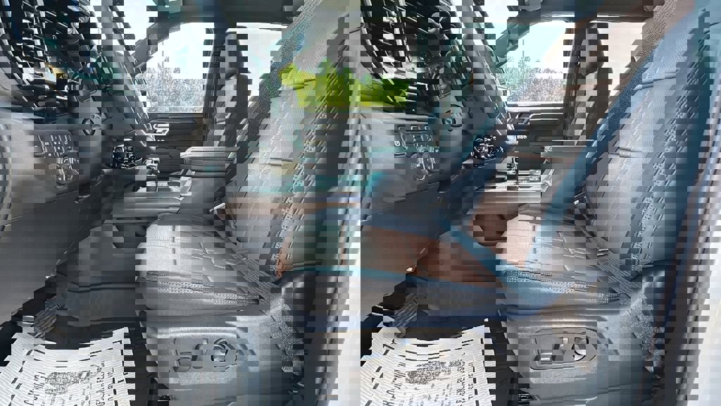 New 2026 Chevrolet Silverado 1500 High Country image 10