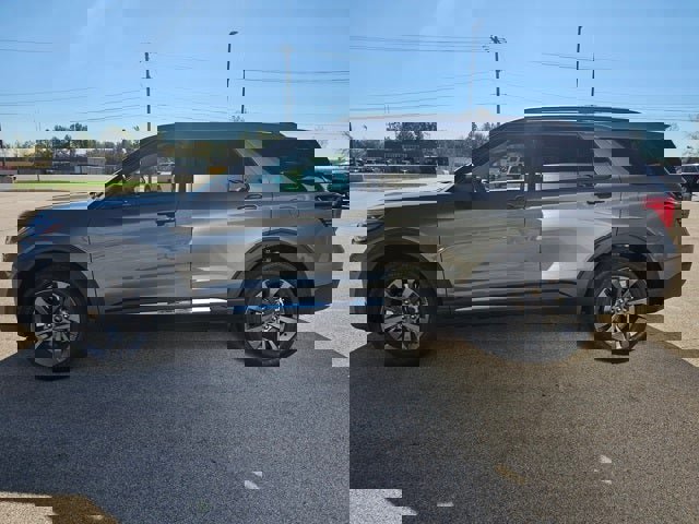 New 2025 Ford Explorer Active w/ Active Comfort Package image 5