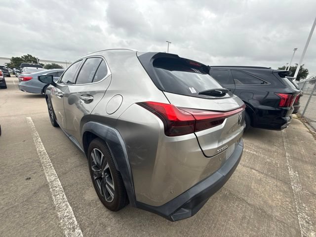 Used 2021 Lexus UX 200 w/ Premium Package FWD image 9
