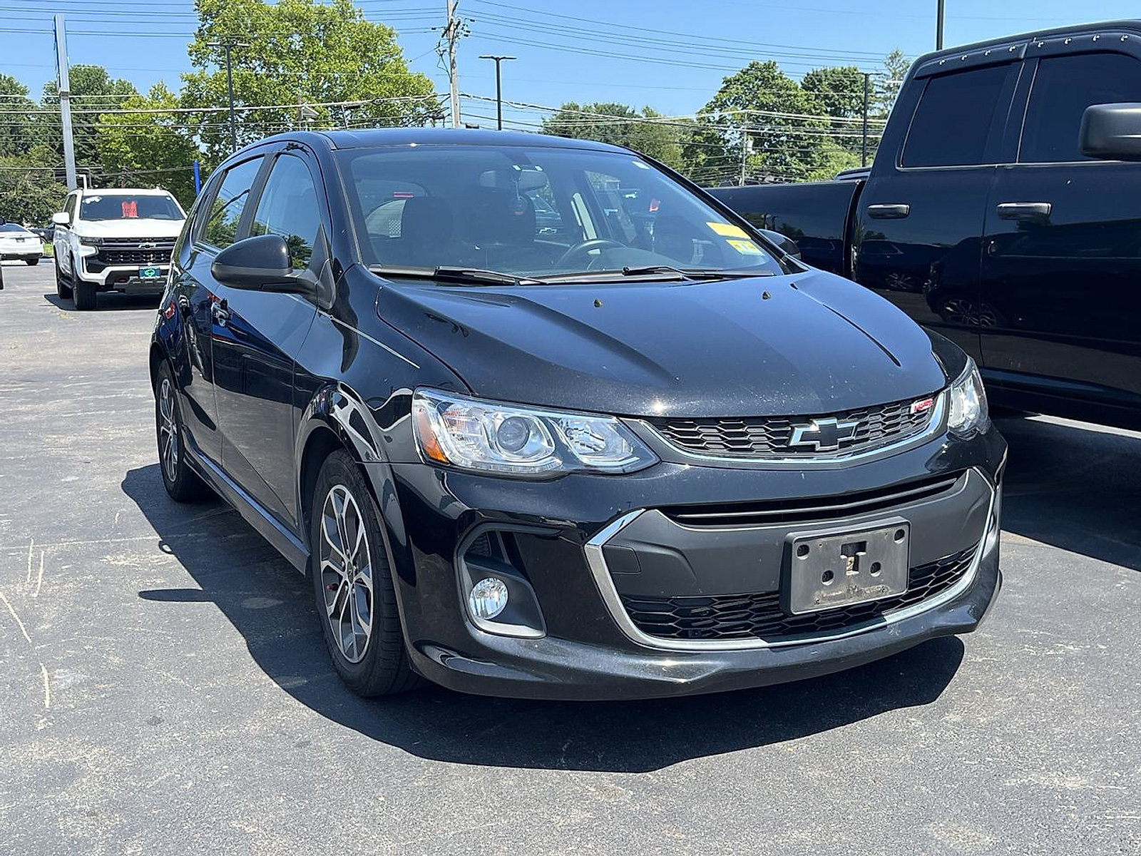 Certified 2020 Chevrolet Sonic LT w/ Convenience Package FWD image 2