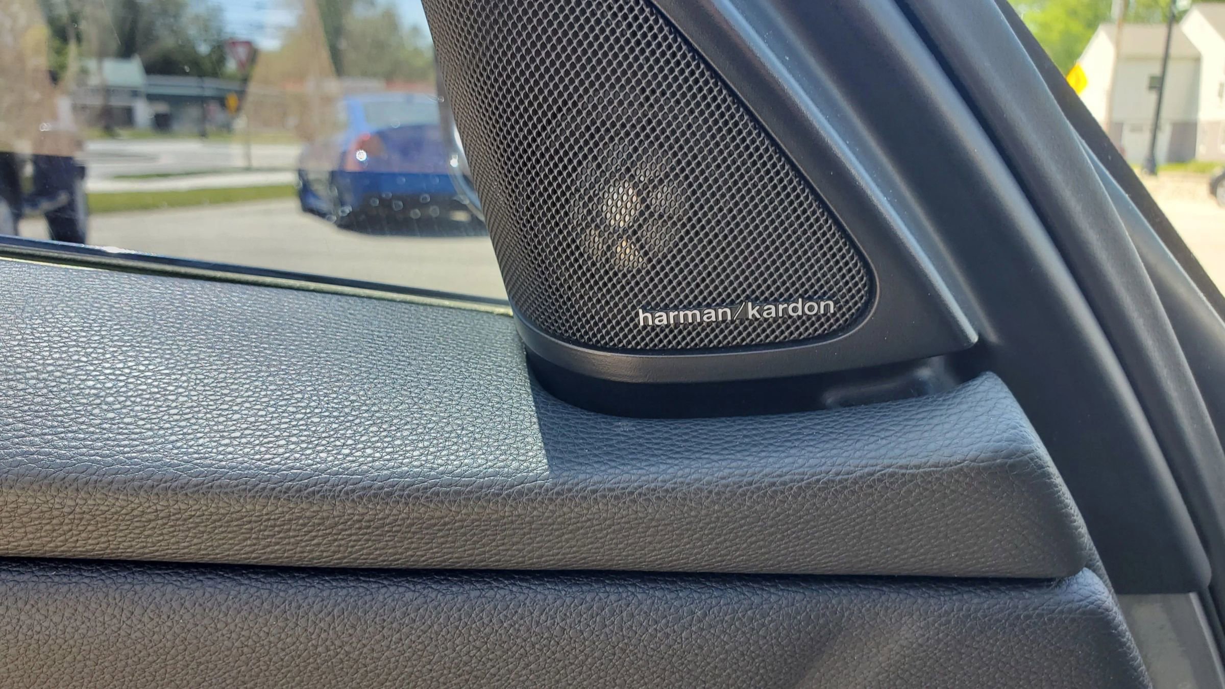 Used 2011 BMW 335i xDrive Sedan image 12