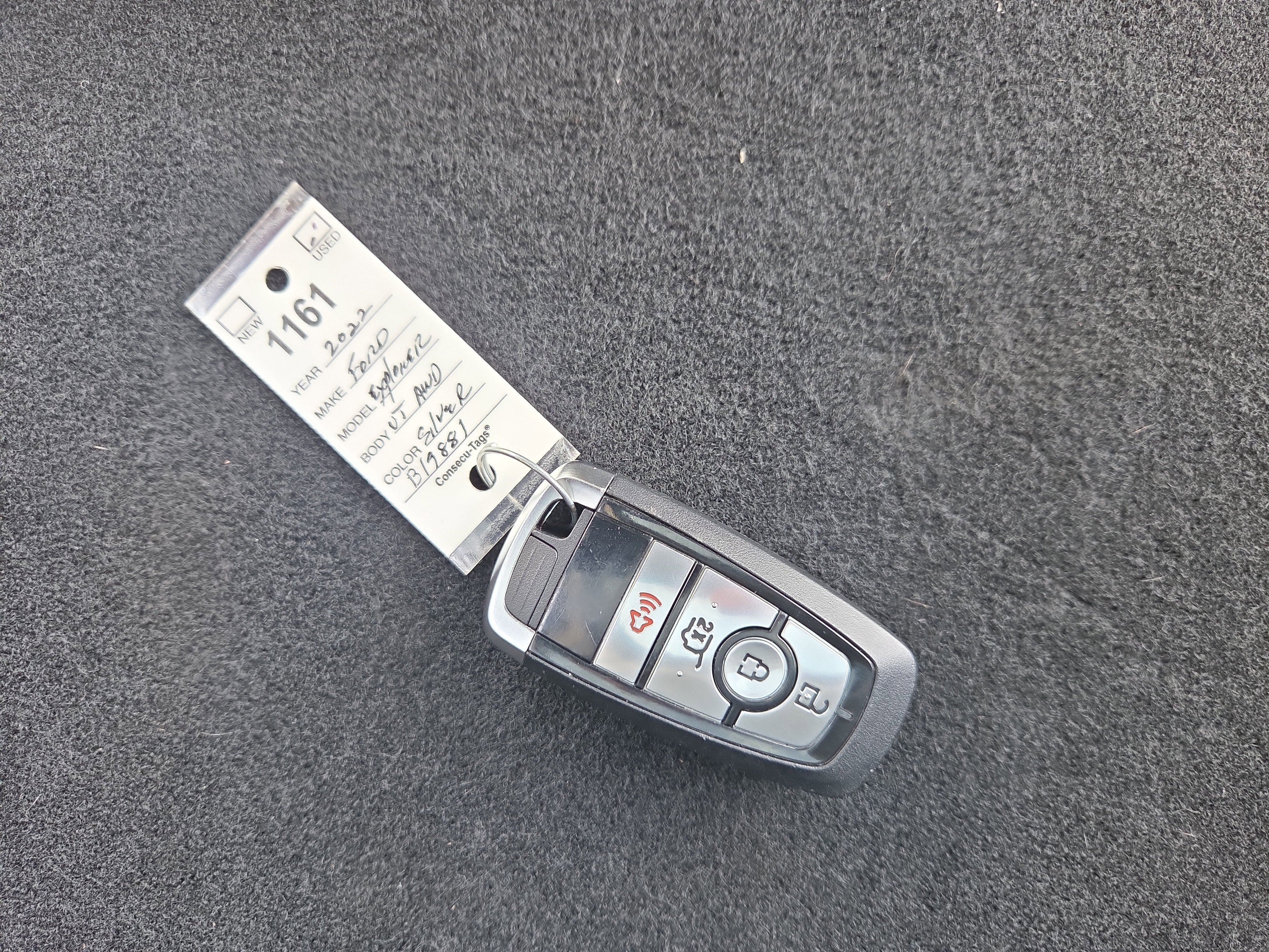 Used 2022 Ford Explorer XLT image 22