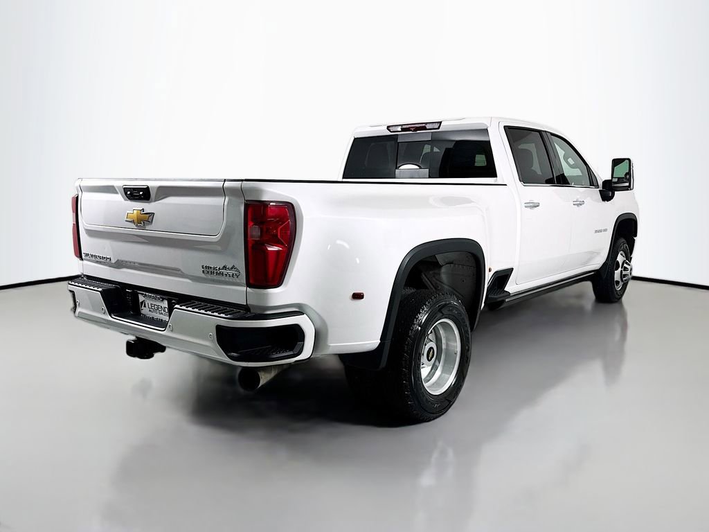Used 2023 Chevrolet Silverado 3500 High Country w/ Safety Package II AWD/4WD image 5