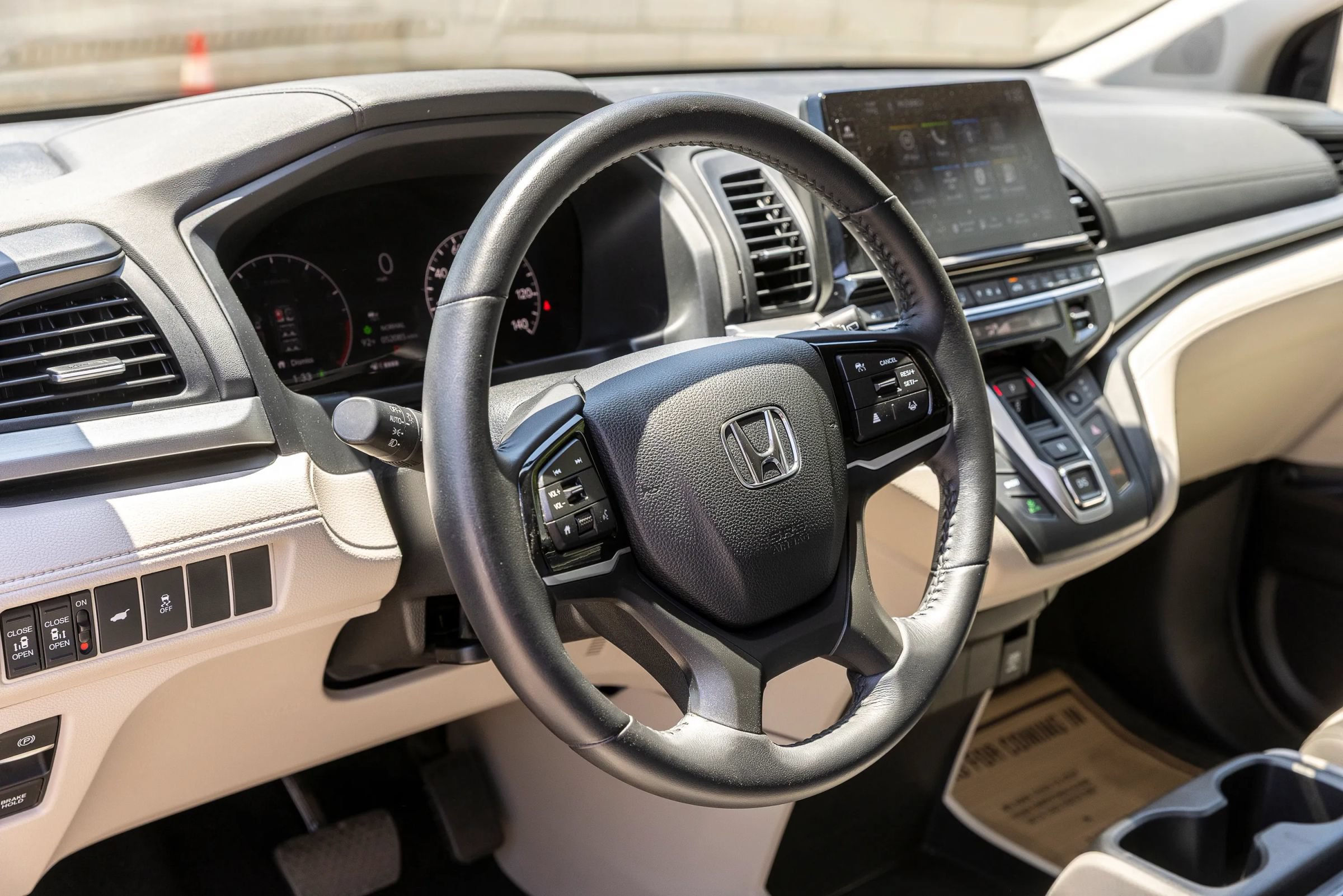 Used 2025 Honda Odyssey EX-L image 15