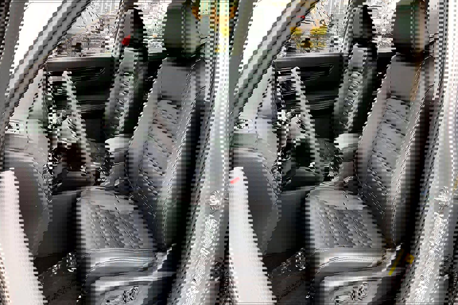 Used 2023 Honda CR-V EX-L image 7