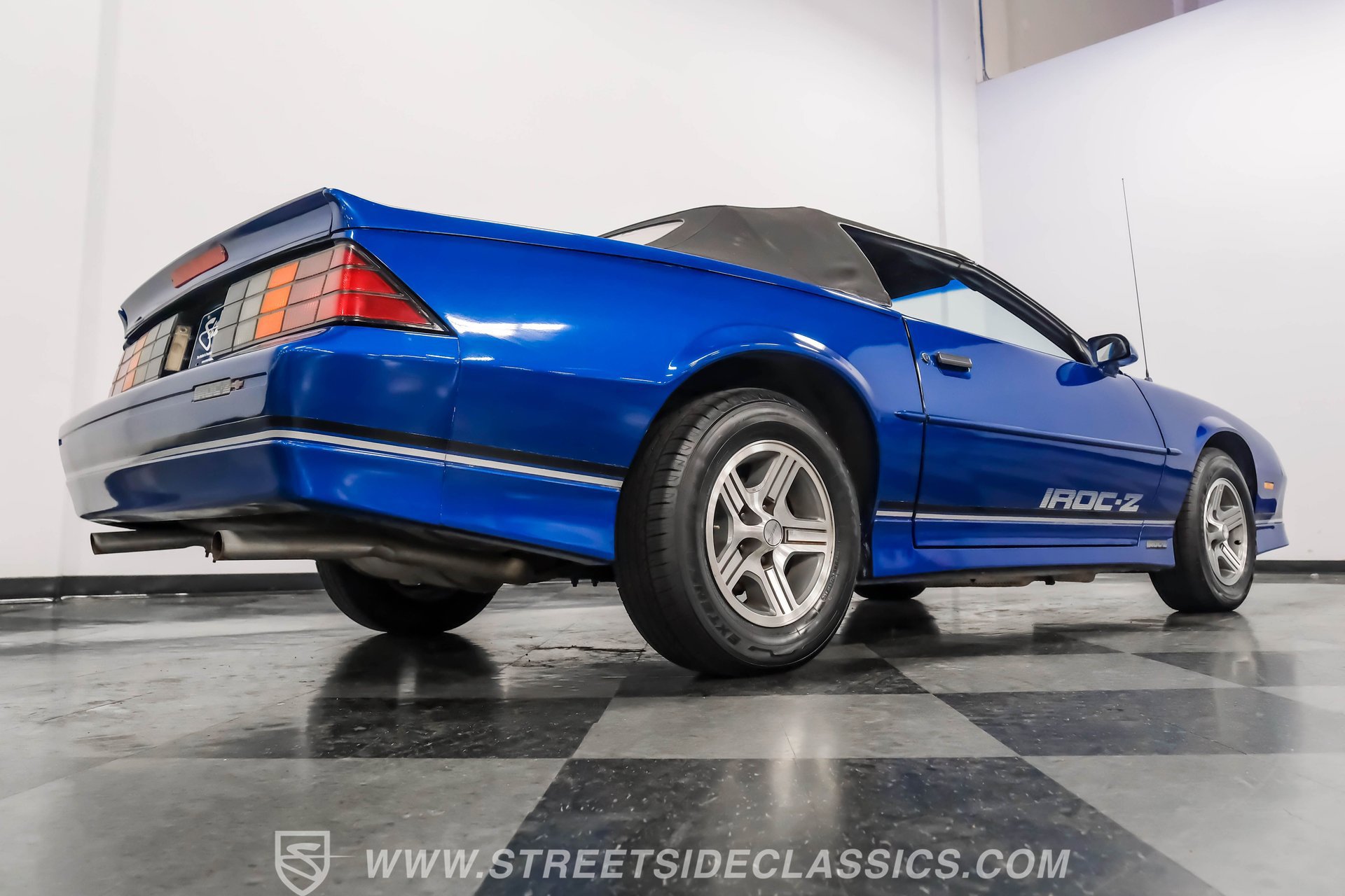 Used 1989 Chevrolet Camaro IROC-Z image 29