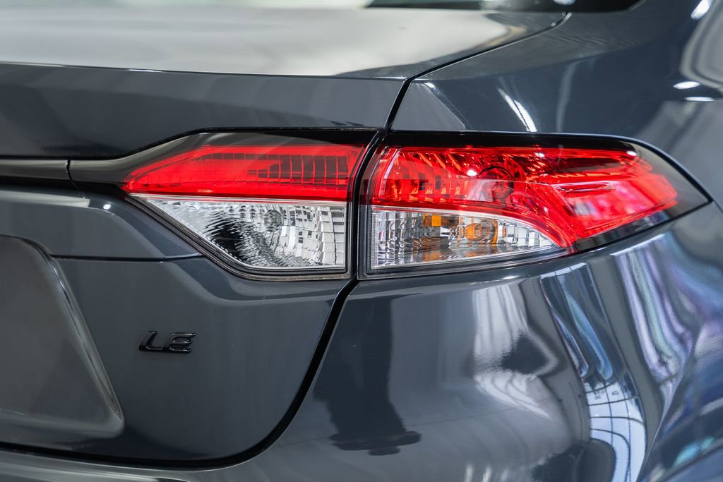 Used 2023 Toyota Corolla LE image 6