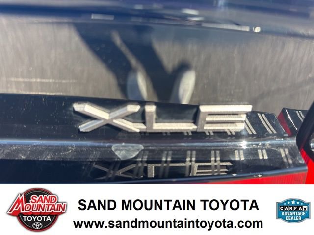 Used 2024 Toyota Prius XLE image 9