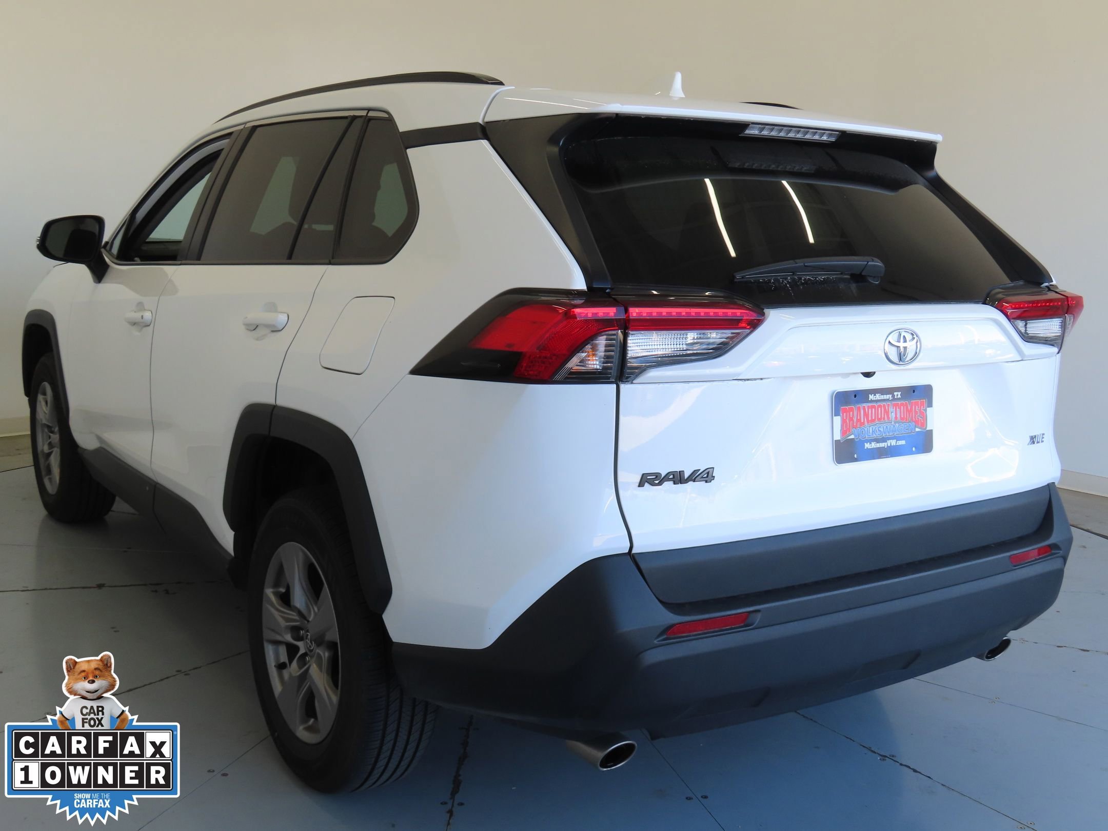Used 2024 Toyota RAV4 XLE image 7
