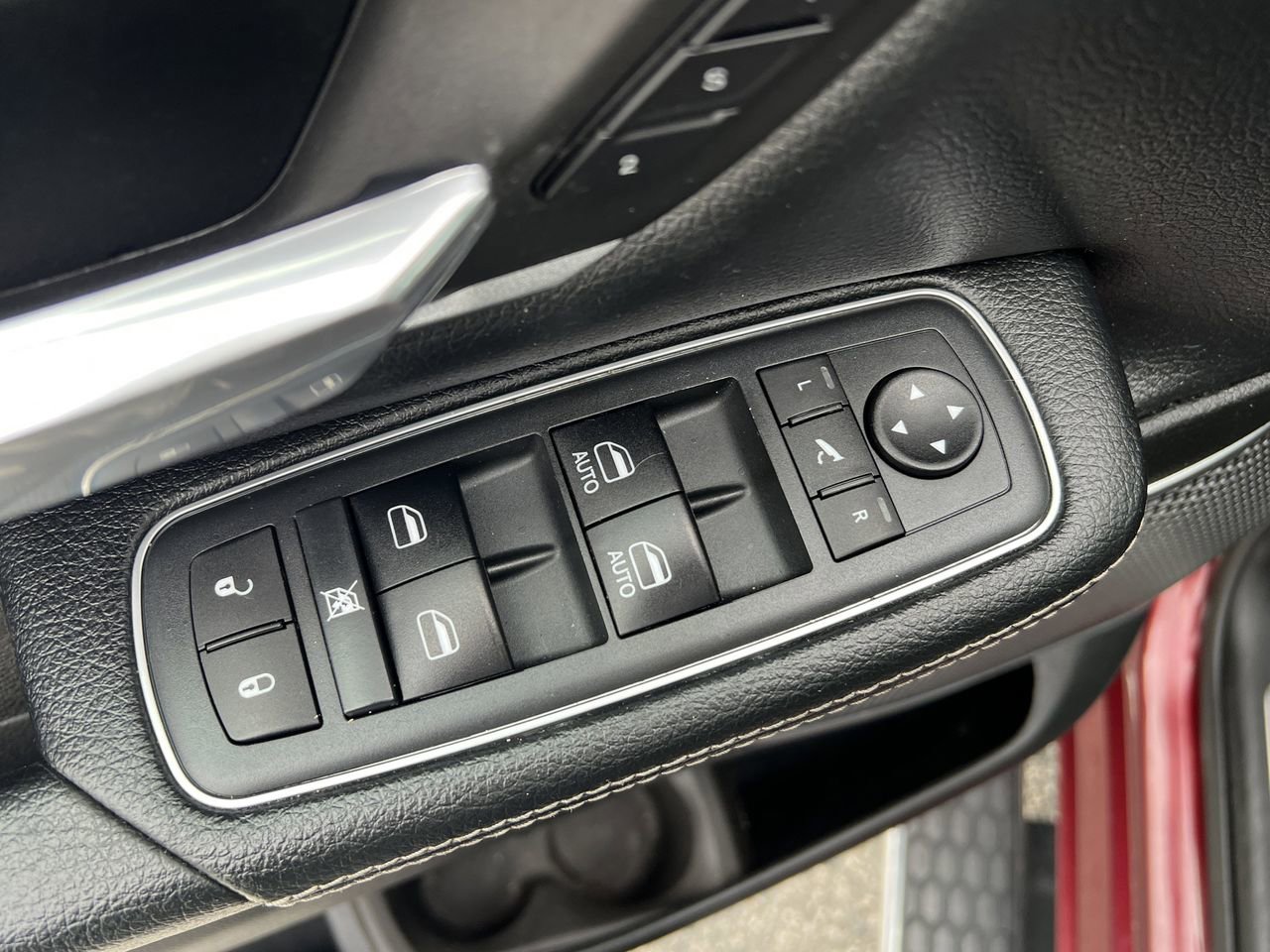 Used 2020 RAM 1500 Laramie image 20