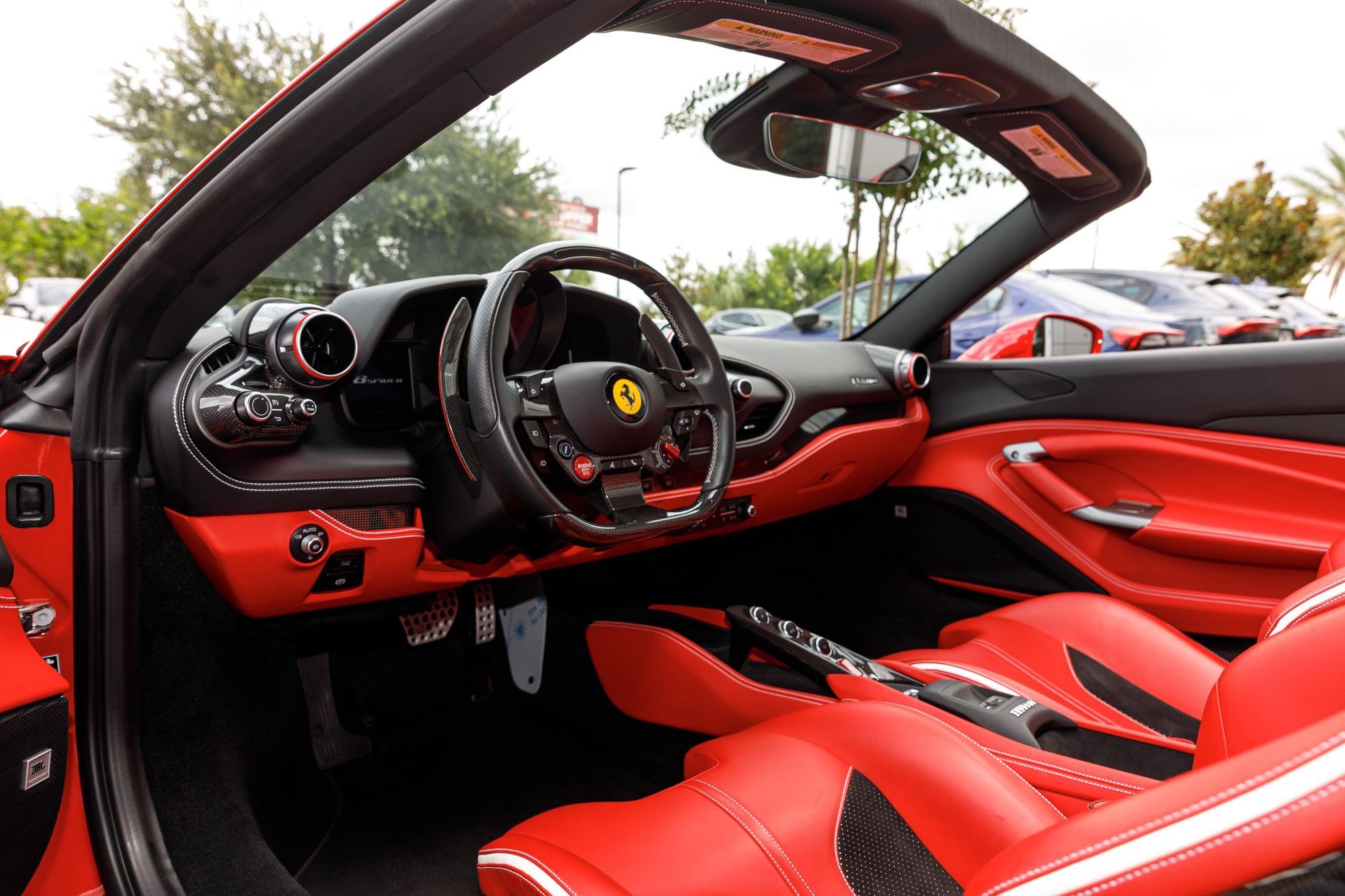 Used 2022 Ferrari F8 Tributo RWD image 27