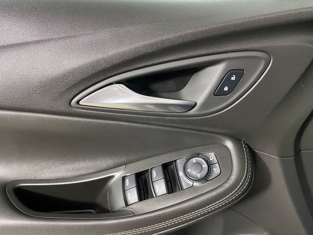 Certified 2024 Buick Encore GX Preferred w/ Comfort Package AWD/4WD image 13