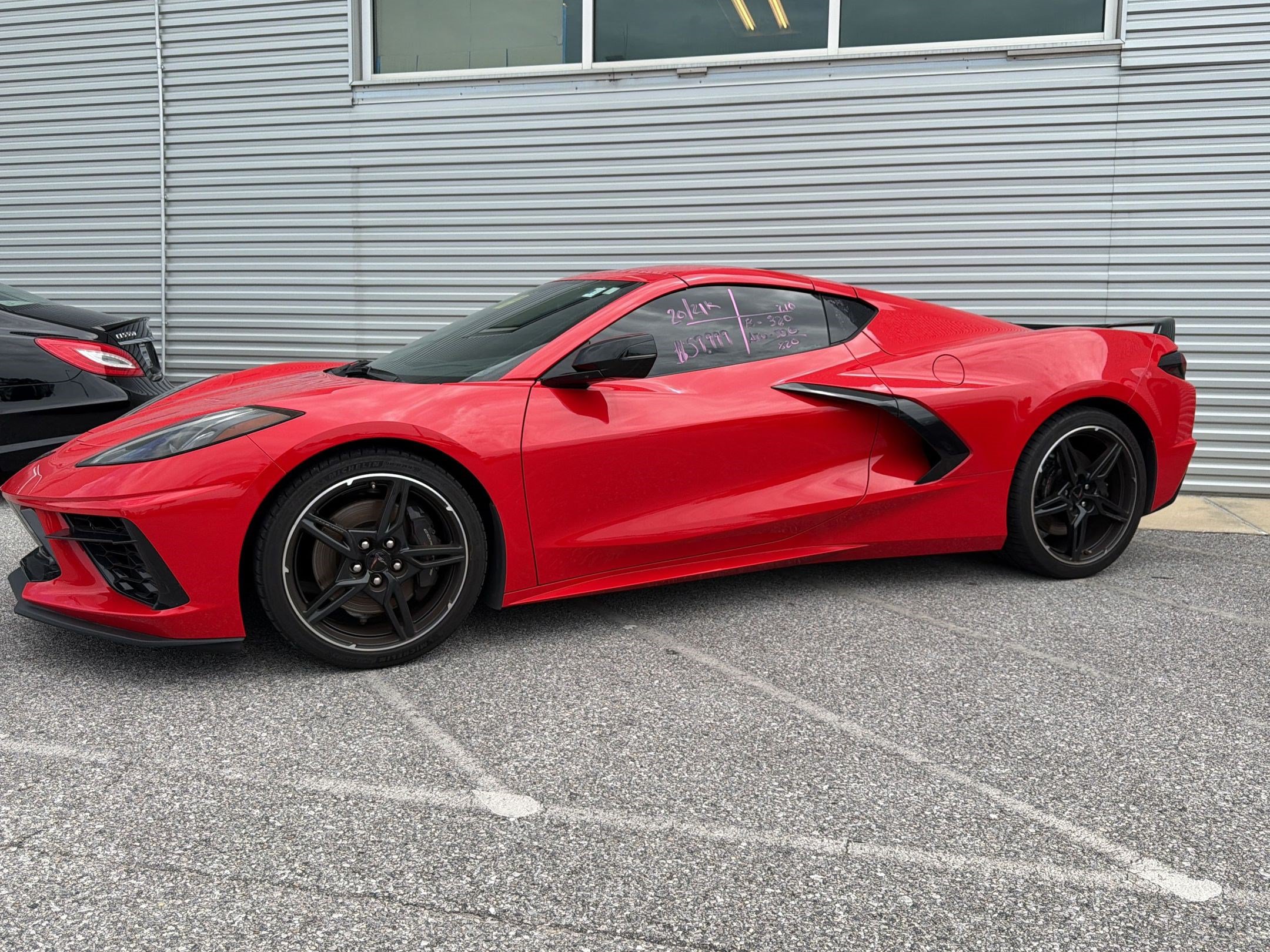 Used 2020 Chevrolet Corvette Stingray Preferred Cpe w/ 2LT Preferred Equipment Group RWD image 7