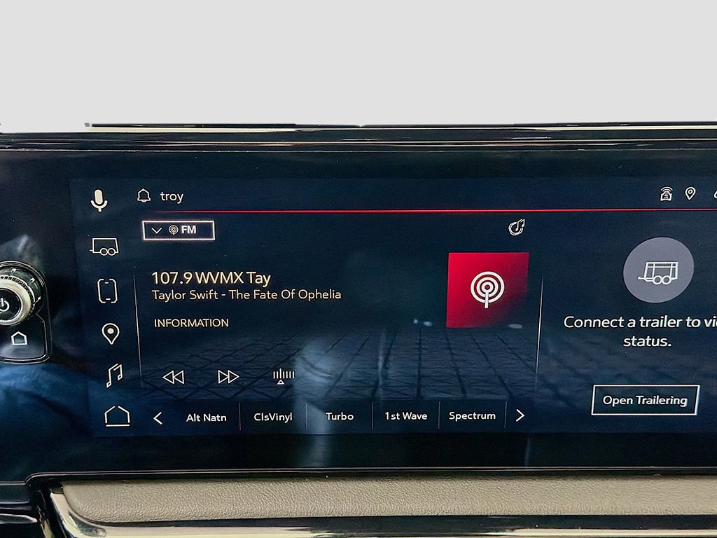 Used 2024 GMC Sierra 2500 AT4 w/ AT4 Premium Plus Package image 39