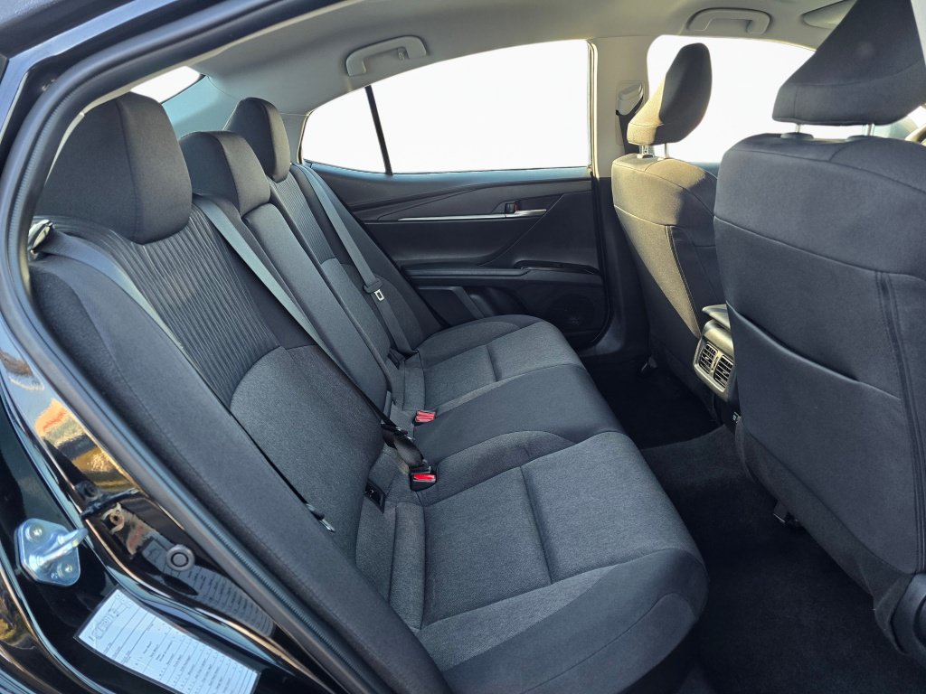 Used 2025 Toyota Camry LE FWD image 25
