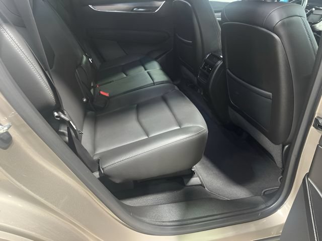 Used 2023 Cadillac XT5 Luxury FWD image 24