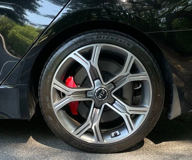 Used 2019 Kia Stinger GT2 AWD/4WD image 6