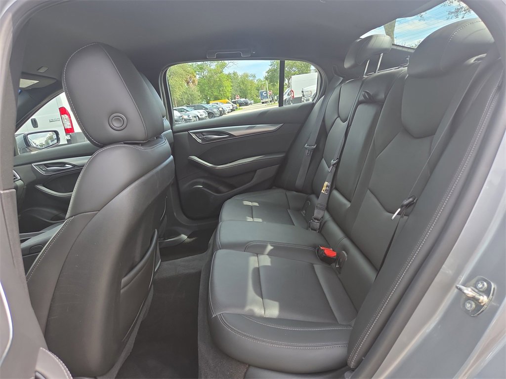 Used 2023 Cadillac CT5 Luxury image 16
