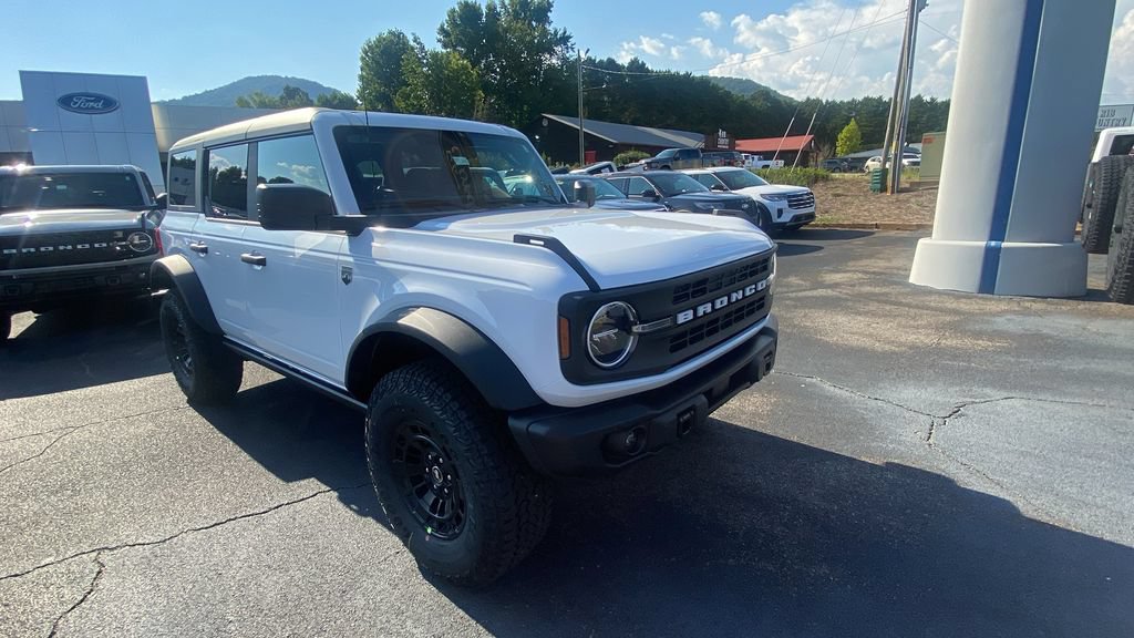 New 2026 Ford Bronco Big Bend w/ Black Diamond Package AWD/4WD image 3