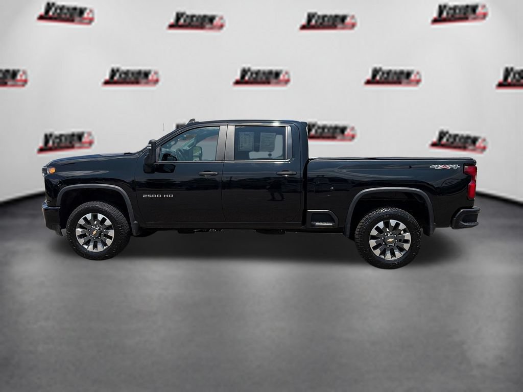 Used 2021 Chevrolet Silverado 2500 Custom w/ Custom Convenience Package AWD/4WD image 9