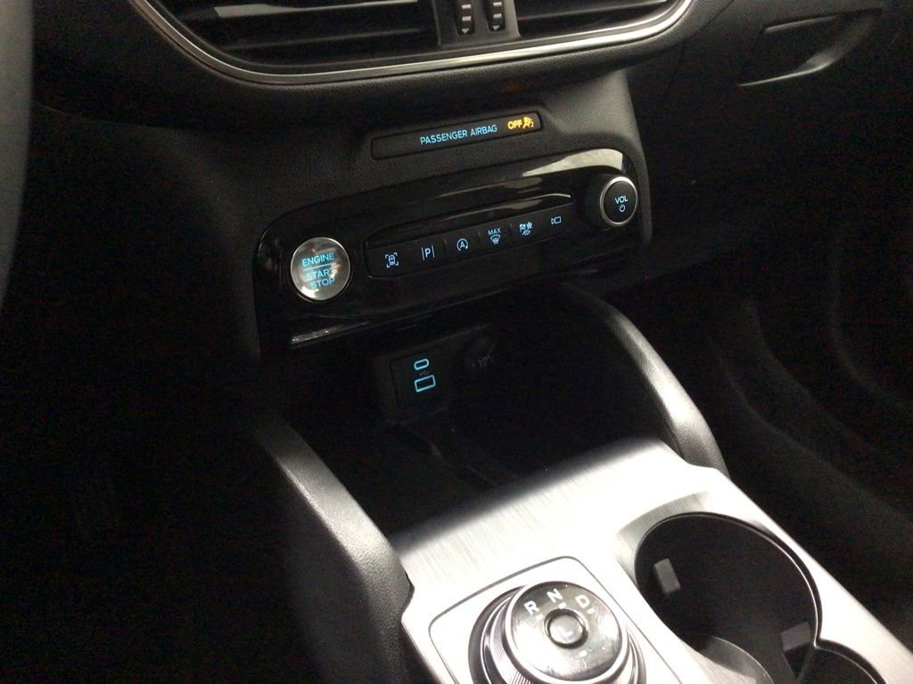 Used 2023 Ford Escape Platinum image 15