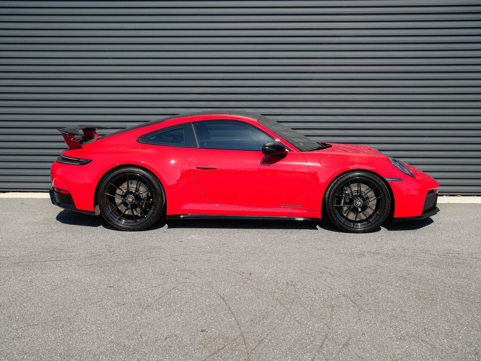 Used 2026 Porsche 911 Carrera GTS RWD image 23