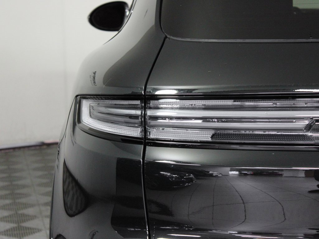 New 2026 Porsche Cayenne GTS image 12