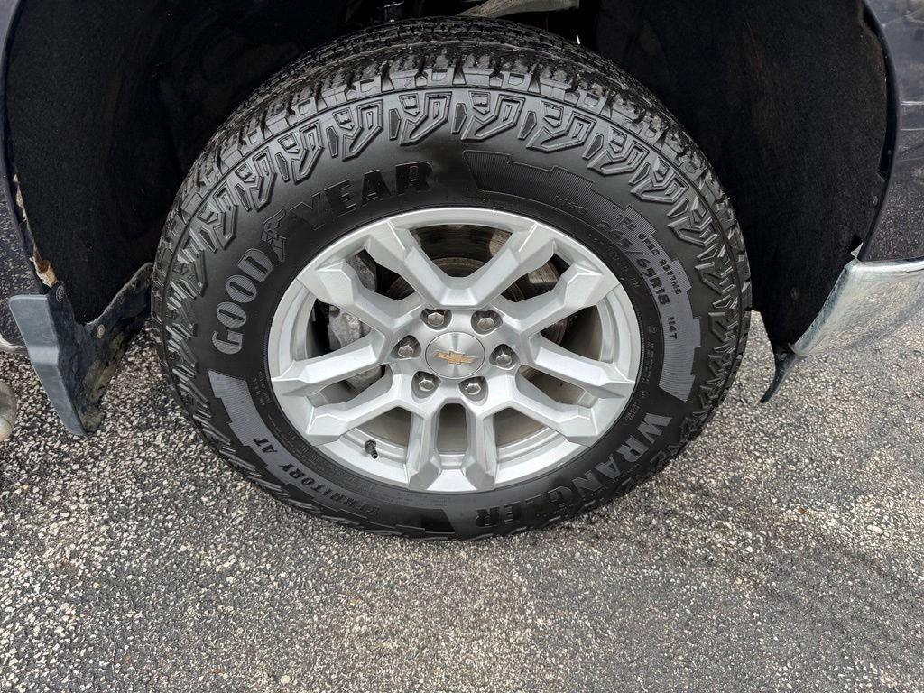 Used 2024 Chevrolet Silverado 1500 LT AWD/4WD image 26