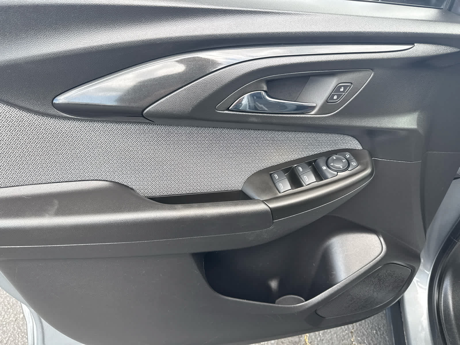 Certified 2023 Chevrolet TrailBlazer LT FWD image 12