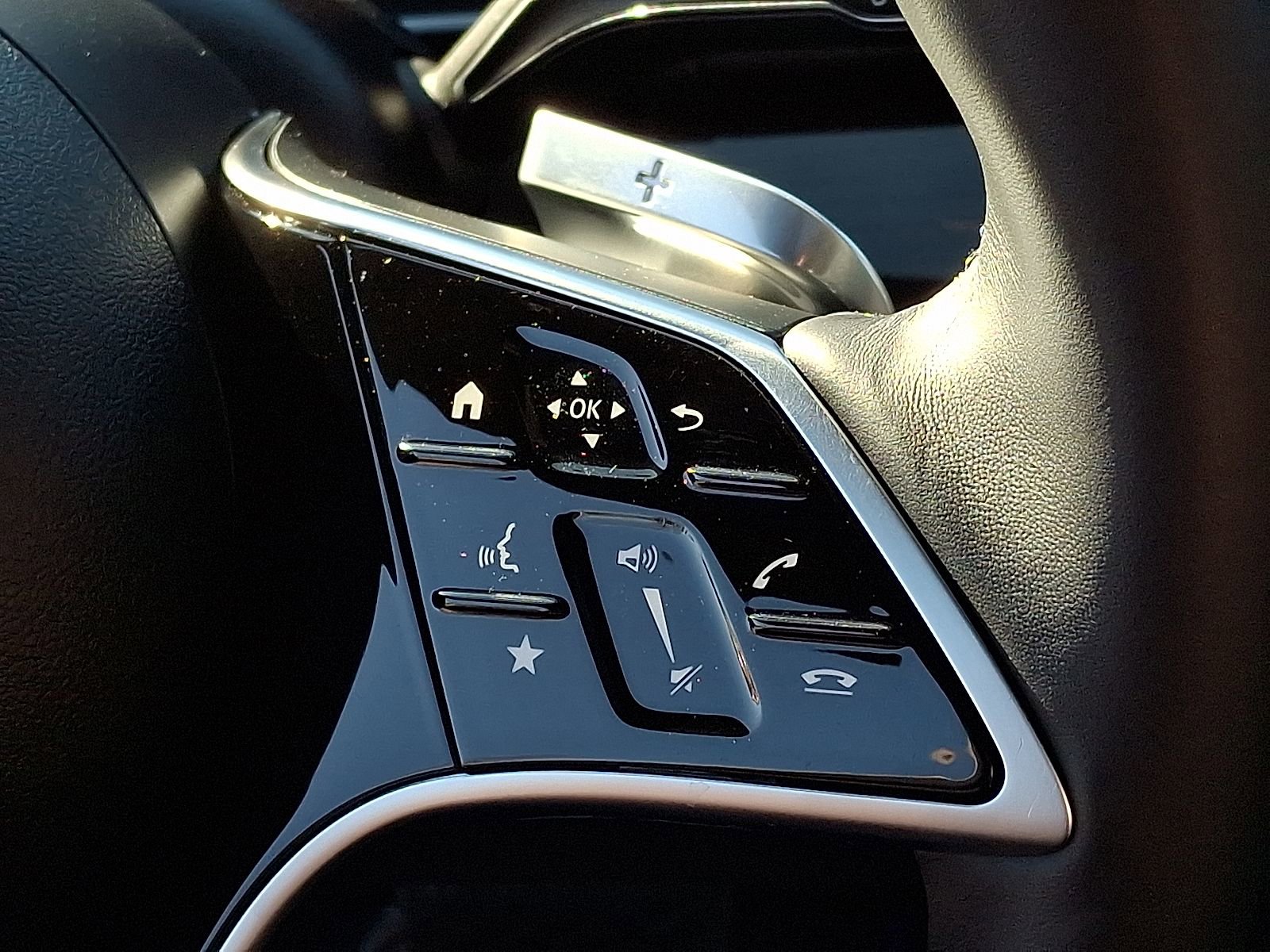 Certified 2025 Mercedes-Benz GLE 350 4MATIC image 23