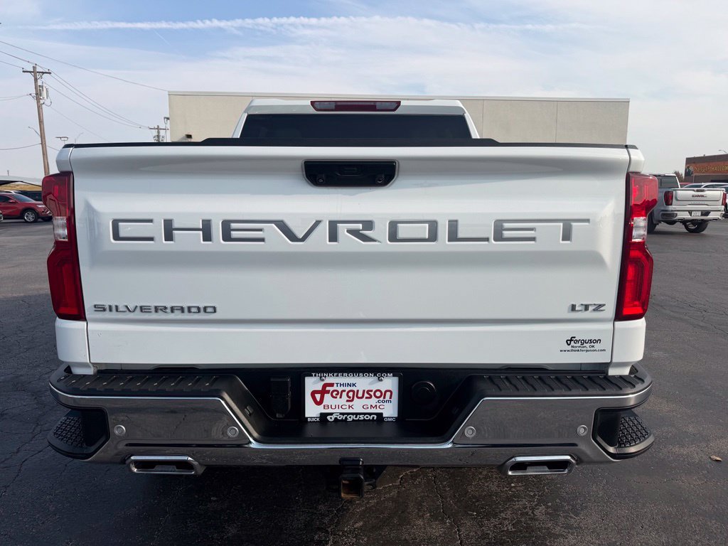 Used 2025 Chevrolet Silverado 1500 LTZ w/ Z71 Off-Road Package AWD/4WD image 15