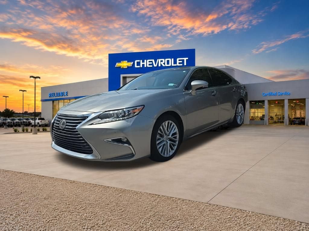 Used 2017 Lexus ES 350 w/ Ultra Luxury Package