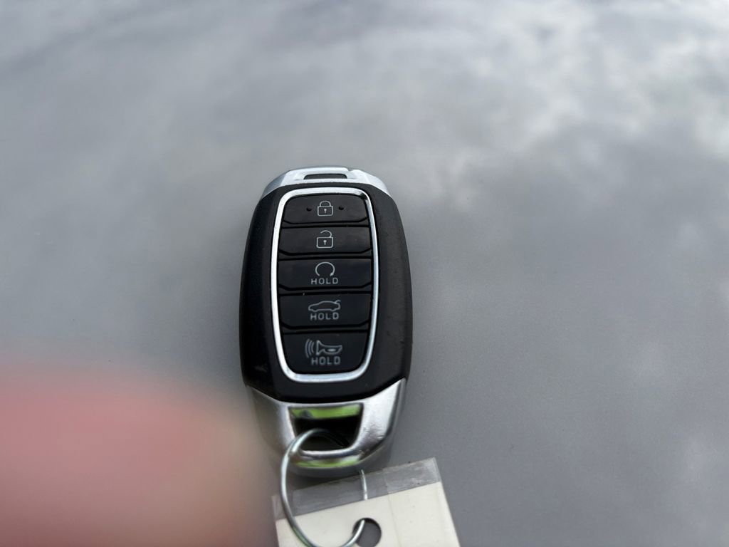 Used 2021 Hyundai Elantra SEL FWD image 32