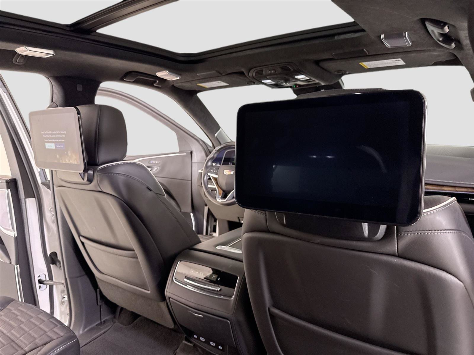 Used 2023 Cadillac Escalade Sport Platinum AWD/4WD image 31