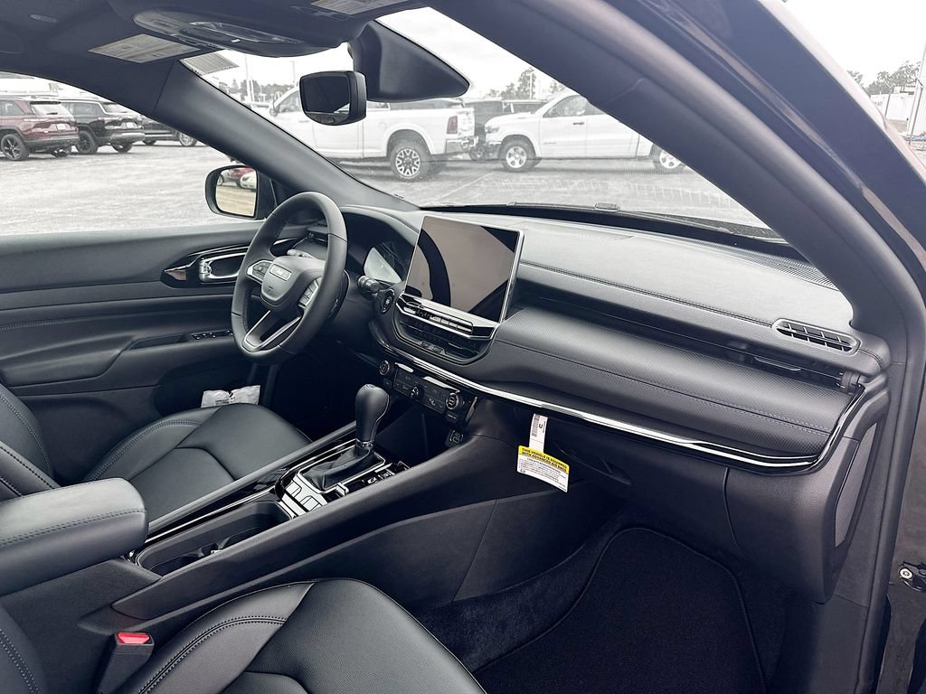 New 2026 Jeep Compass Limited AWD/4WD image 35