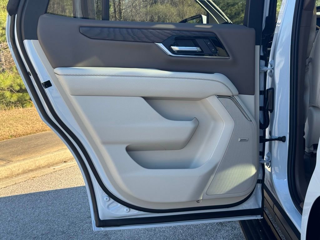 New 2026 GMC Yukon Denali w/ Denali Reserve Package image 23