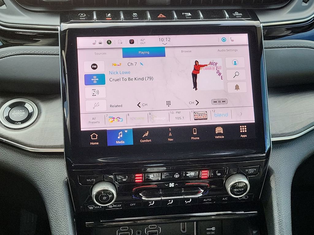 Used 2023 Jeep Grand Cherokee Overland image 13