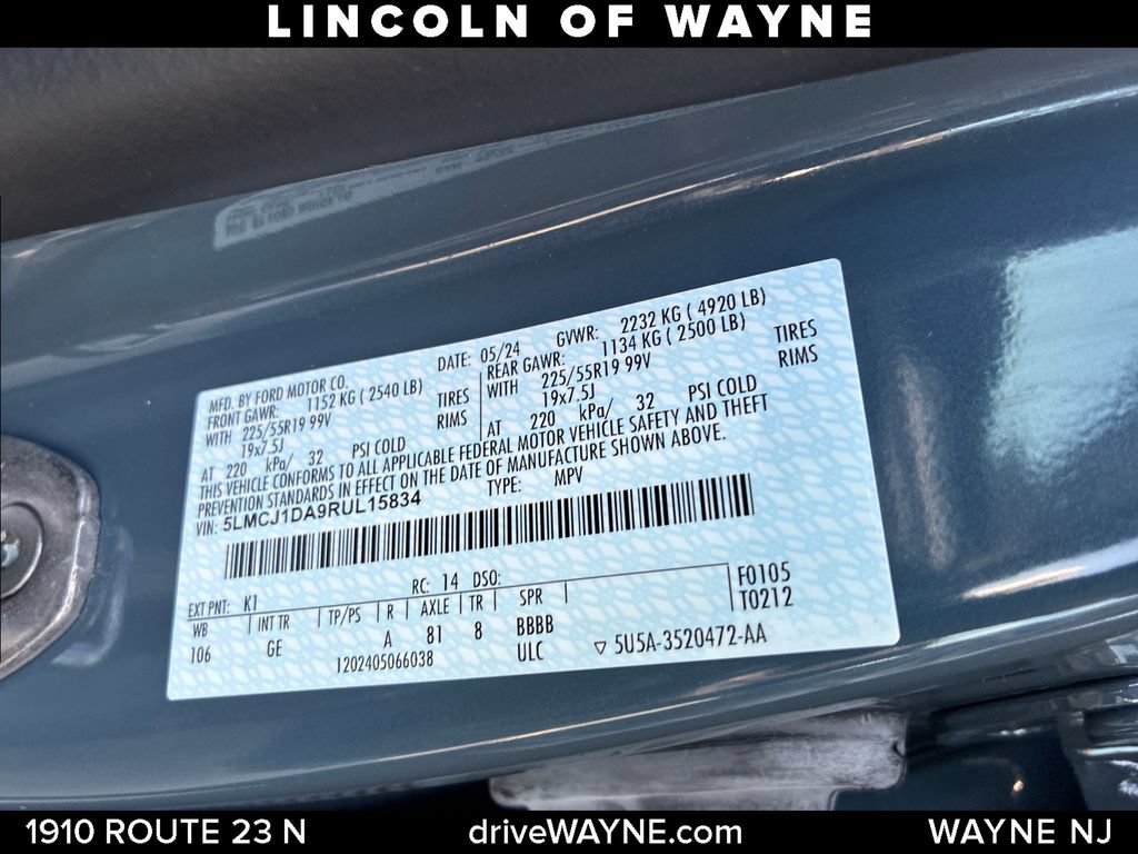 Certified 2024 Lincoln Corsair AWD w/ Equipment Group 101A image 30