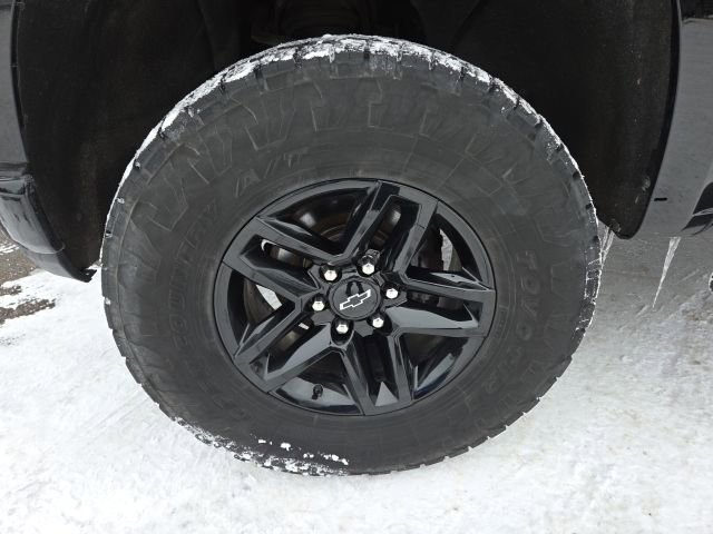 Used 2022 Chevrolet Silverado 1500 LT Trail Boss w/ Convenience Package II image 75