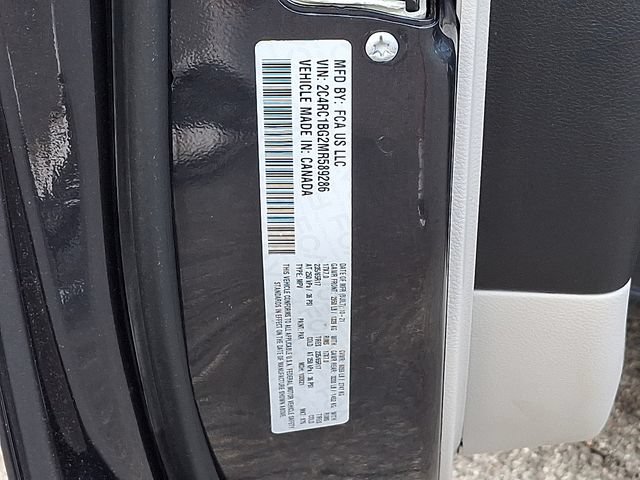 Used 2021 Chrysler Pacifica Touring-L FWD image 27