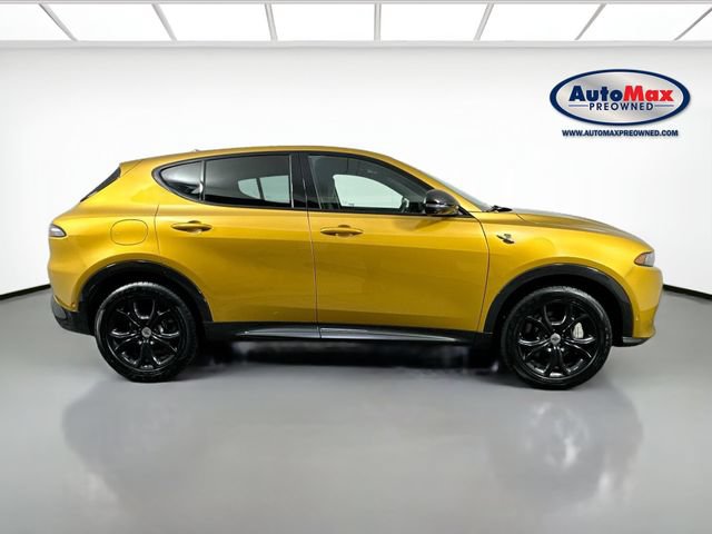 Used 2024 Dodge Hornet R/T Plus w/ Tech Pack Plus w/o Parking AWD/4WD image 10