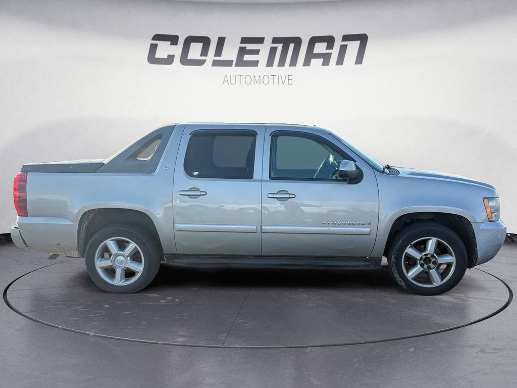 Used 2008 Chevrolet Avalanche LT w/ Convenience Package #1 image 6