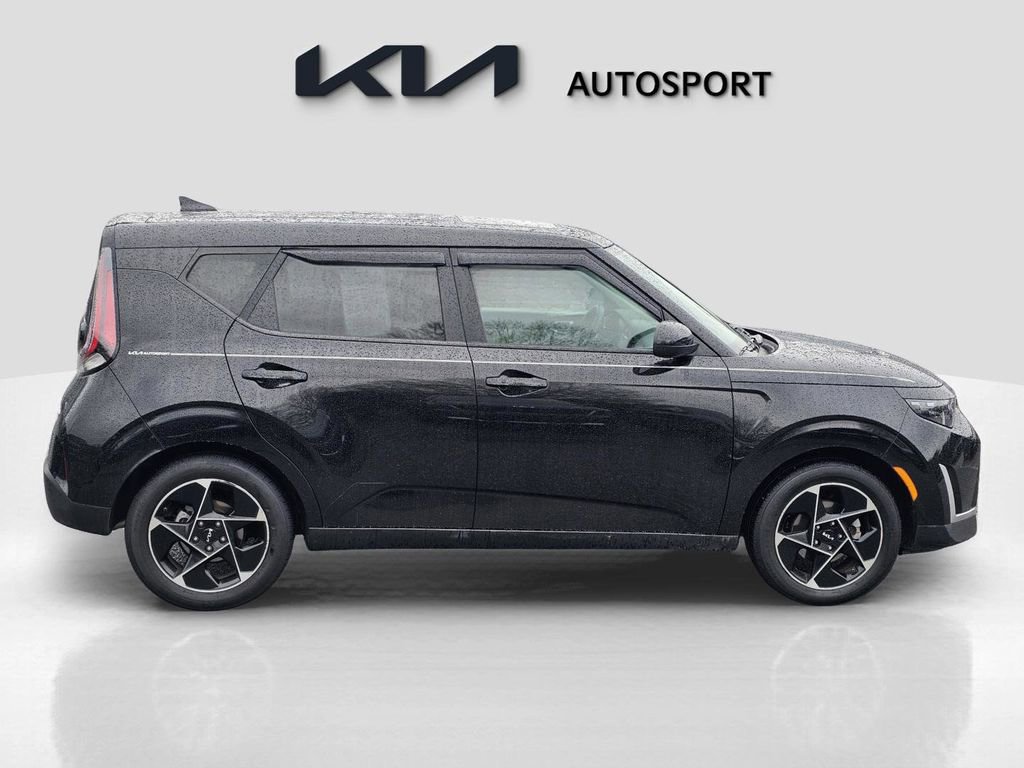 Certified 2023 Kia Soul EX image 7