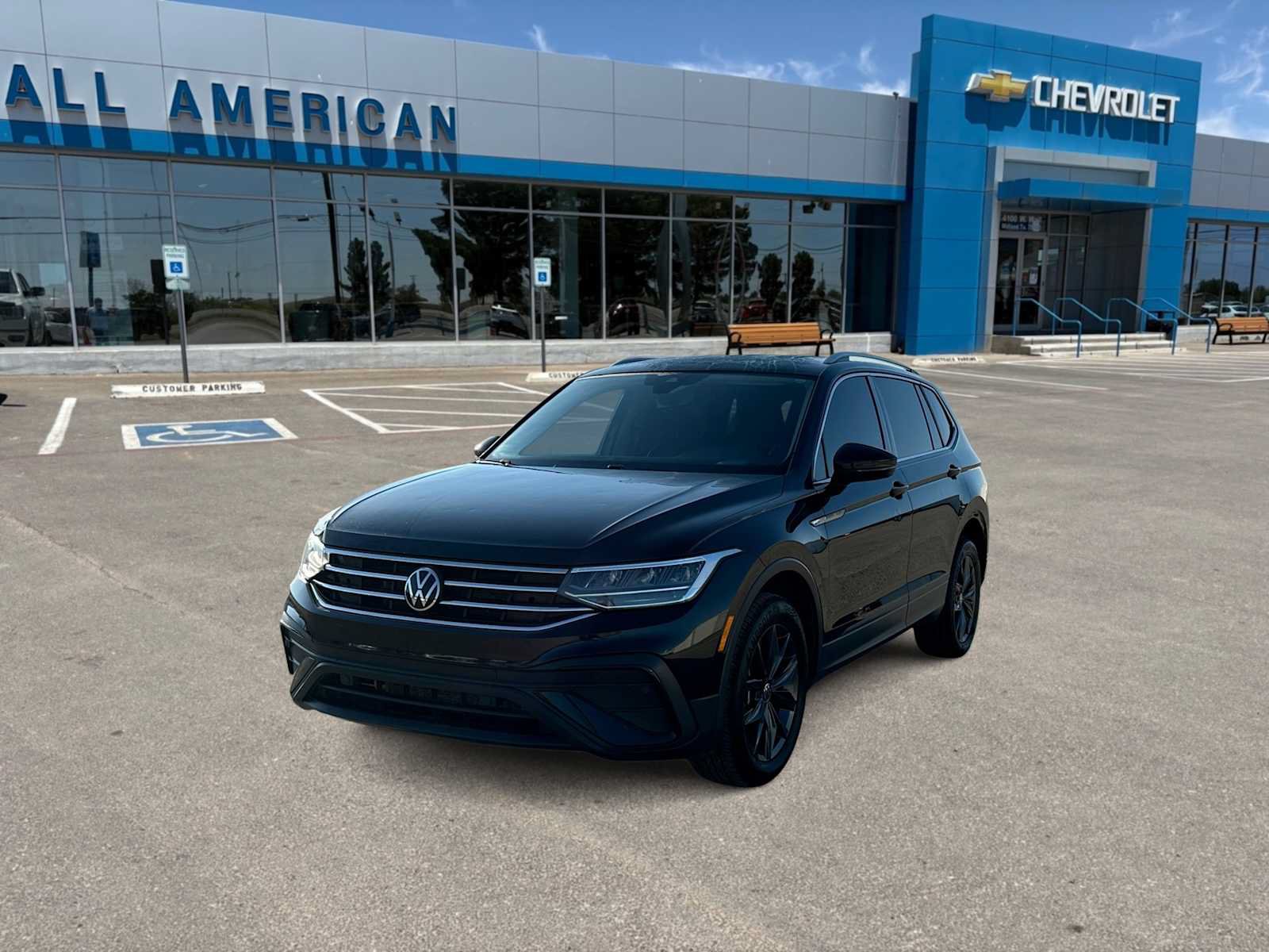Used 2023 Volkswagen Tiguan SE