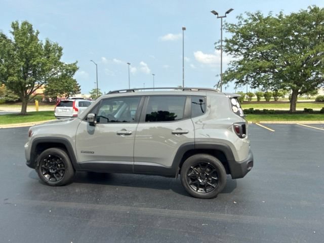 Used 2020 Jeep Renegade Altitude AWD/4WD image 2