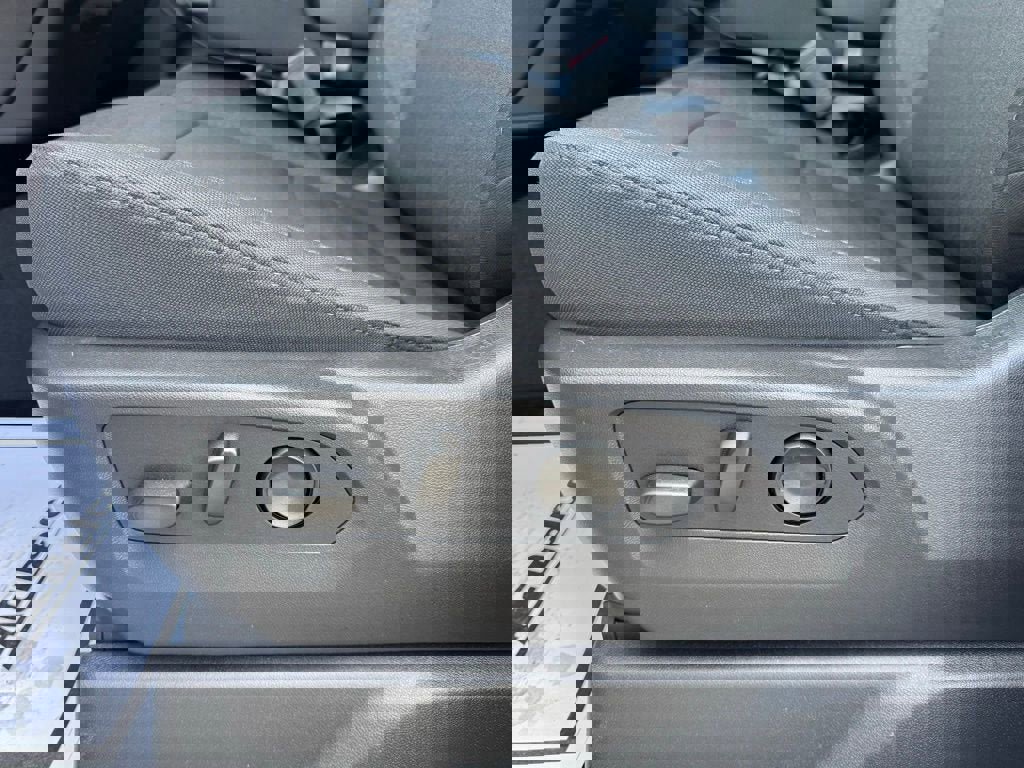 New 2026 Chevrolet Silverado 2500 Custom w/ Custom Value Package image 20